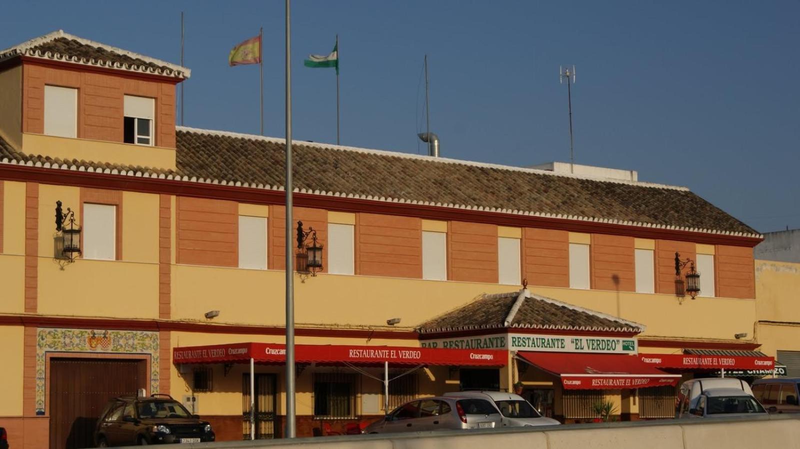 Hotel Chamizo El Arahal Exterior photo